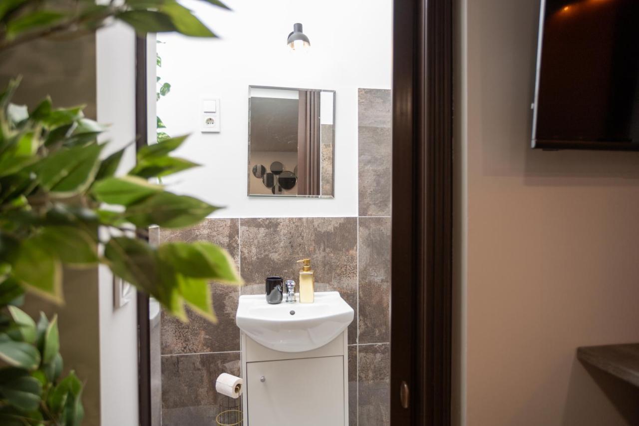 Green Goblin Apartment With Free Private Parking Budapeszt Zewnętrze zdjęcie